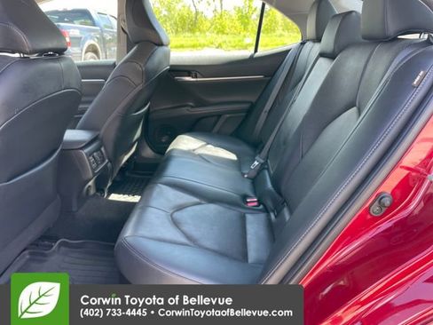 Used 2022 Toyota Camry XLE w/ Navigation Upgrade Package FWD image 25