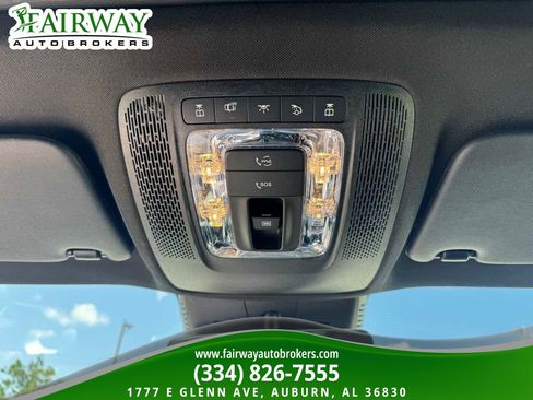 Used 2025 Mercedes-Benz GLB 250 image 23