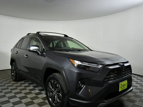 Used 2024 Toyota RAV4 Limited image 8