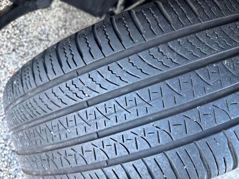 Certified 2022 Volkswagen Tiguan SEL R-Line image 38