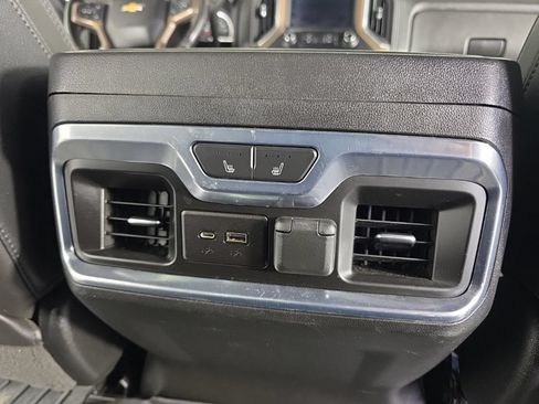 Used 2022 Chevrolet Silverado 2500 High Country w/ Z71 Off-Road Package AWD/4WD image 39