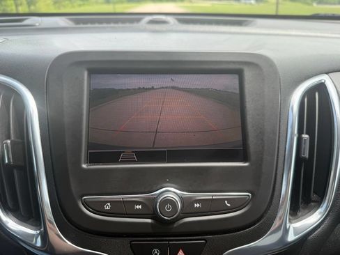 Used 2023 Chevrolet Equinox LT FWD image 42