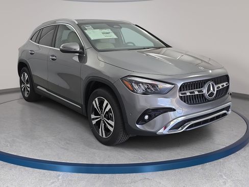 New 2026 Mercedes-Benz GLA 250 image 3
