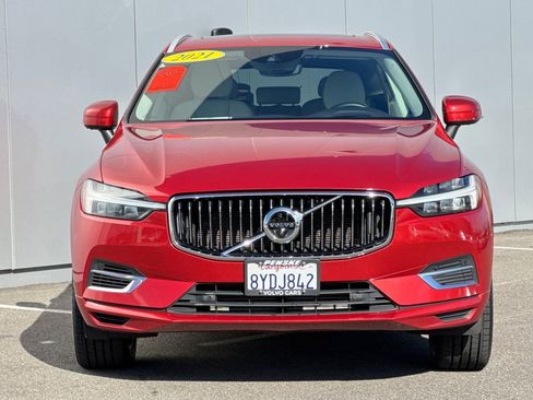 Used 2021 Volvo XC60 T8 Inscription Expression w/ Advanced Package image 8