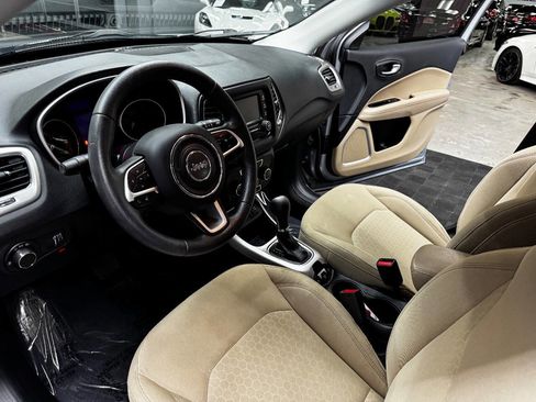 Used 2018 Jeep Compass Sport image 30