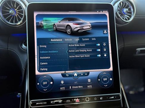 Used 2022 Mercedes-Benz SL 63 AMG AMG SL 63 image 40