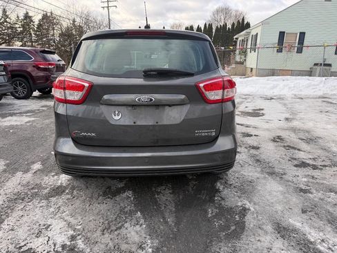 Used 2018 Ford C-MAX Titanium w/ Equipment Group 301A image 5