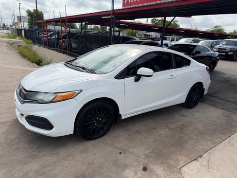 Used 2015 Honda Civic LX image 2