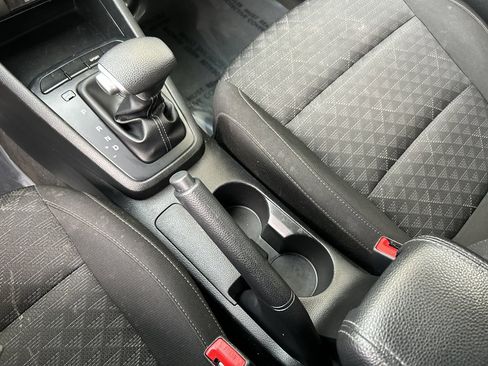 Used 2023 Kia Rio S image 21