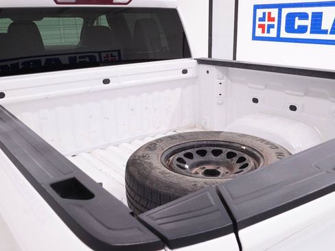 Used 2025 GMC Sierra 1500 SLT RWD image 31
