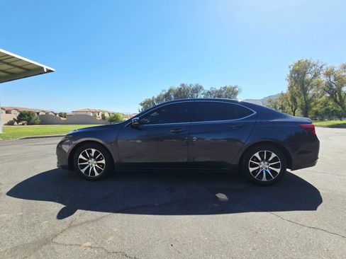 Used 2016 Acura TLX FWD image 5