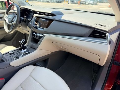 Used 2022 Cadillac XT5 Premium Luxury AWD/4WD image 22