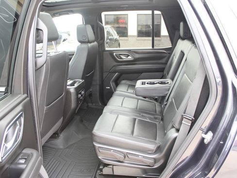 Used 2023 Chevrolet Tahoe LT w/ Luxury Package AWD/4WD image 10