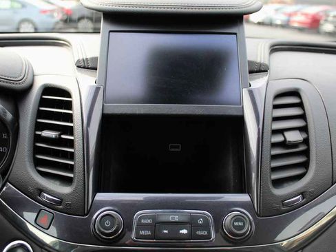 Used 2016 Chevrolet Impala LT image 24