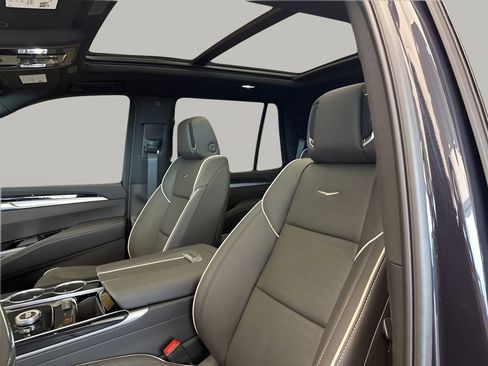 New 2026 Cadillac Escalade Sport w/ Touring Package AWD/4WD image 29