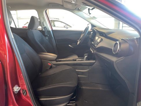 Used 2023 Nissan Kicks SV FWD image 17