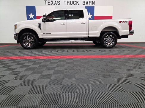 Used 2019 Ford F250 Lariat w/ Lariat Ultimate Package AWD/4WD image 1