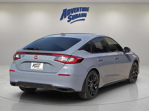Used 2024 Honda Civic Sport Touring image 6