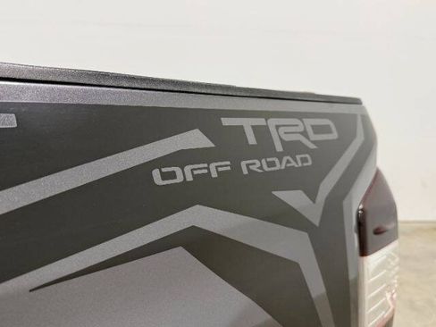 Used 2019 Toyota Tundra SR5 AWD/4WD image 16