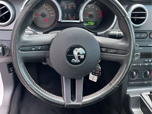 Used 2009 Ford Mustang Shelby GT500 RWD image 25