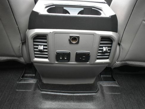 Used 2017 Ford F150 Lariat w/ Equipment Group 501A Mid AWD/4WD image 41