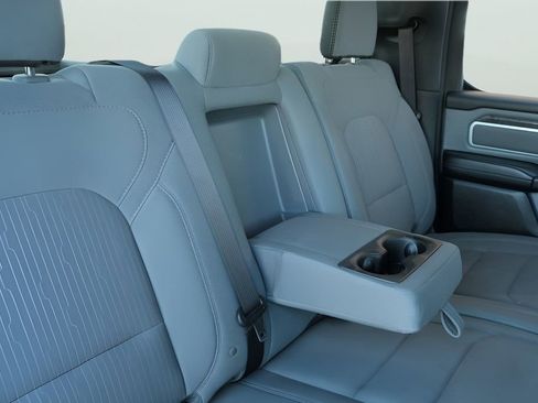 Used 2021 RAM 1500 Big Horn image 25