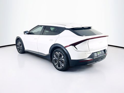 Used 2024 Kia EV6 Light RWD image 5
