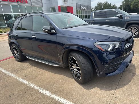 Used 2022 Mercedes-Benz GLE 450 4MATIC image 2