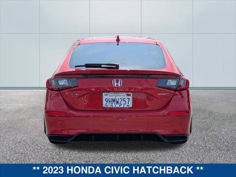 Used 2023 Honda Civic Sport image 4