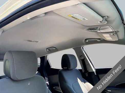Used 2017 Hyundai Santa Fe Sport FWD image 20