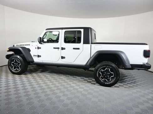 Used 2020 Jeep Gladiator Rubicon image 3
