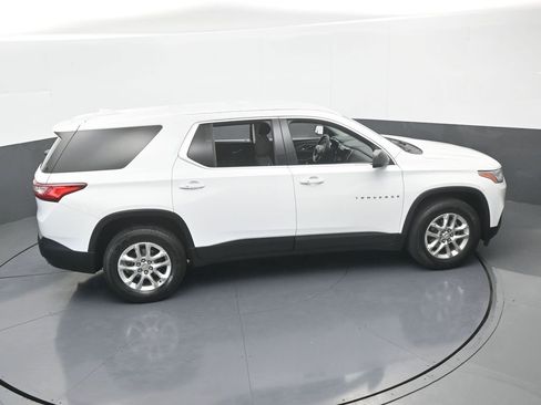Used 2021 Chevrolet Traverse LS image 48