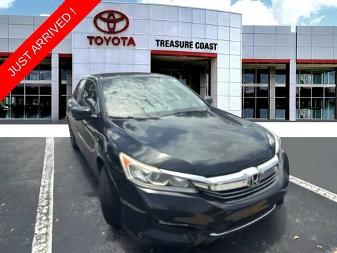 Used 2017 Honda Accord Hybrid Sedan image 1