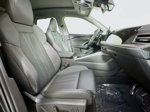 New 2025 Audi Q5 Premium Plus image 8