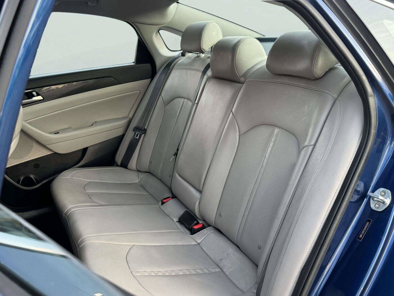 Used 2018 Hyundai Sonata Limited w/ Cargo Package FWD image 28