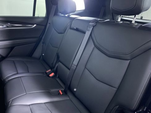 Certified 2024 Cadillac XT6 Sport w/ Technology Package image 15