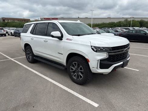 Used 2022 Chevrolet Tahoe Z71 w/ Z71 Off-Road Package AWD/4WD image 7