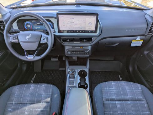 New 2025 Ford Bronco Sport Heritage w/ Convenience Package image 16