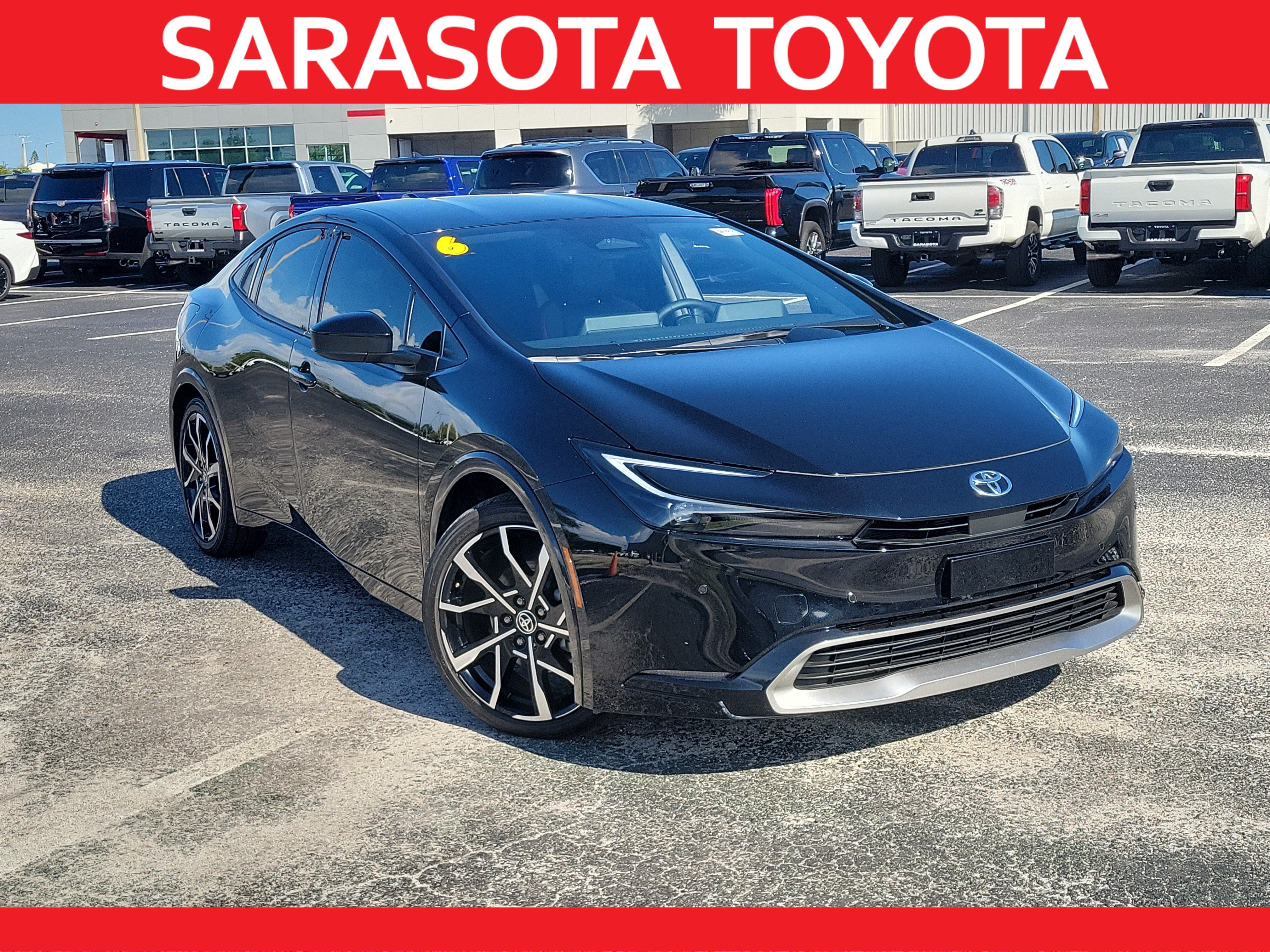 Used 2026 Toyota Prius Plug-In Hybrid FWD image 1