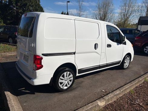 Used 2018 Nissan NV200 SV w/ Navigation Package image 3