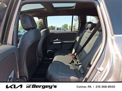 Used 2023 Mercedes-Benz GLB 250 4MATIC image 12