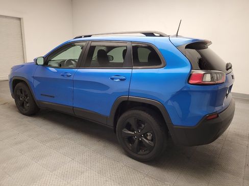 Used 2020 Jeep Cherokee Latitude Plus FWD image 3