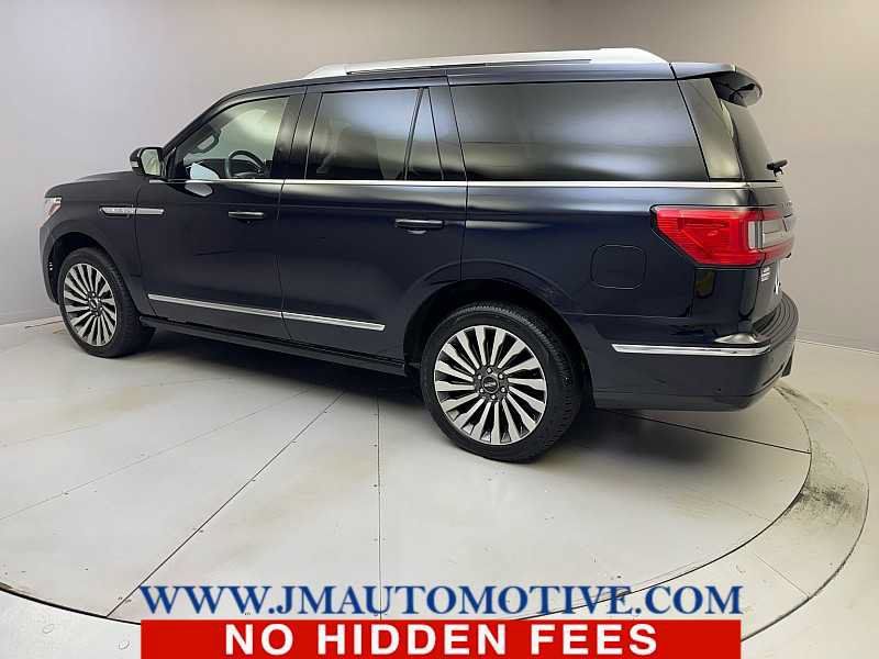 Used 2021 Lincoln Navigator Reserve w/ Luxury Package AWD/4WD image 3