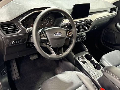 Used 2022 Ford Escape SEL AWD/4WD image 11