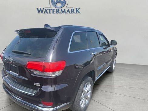 Used 2019 Jeep Grand Cherokee Summit AWD/4WD image 3