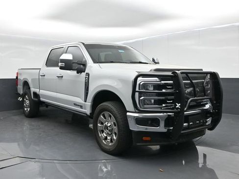 Used 2025 Ford F250 Lariat w/ Lariat Ultimate Package image 1