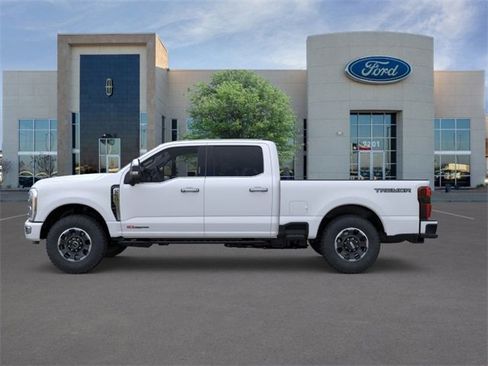 New 2026 Ford F250 Platinum image 3