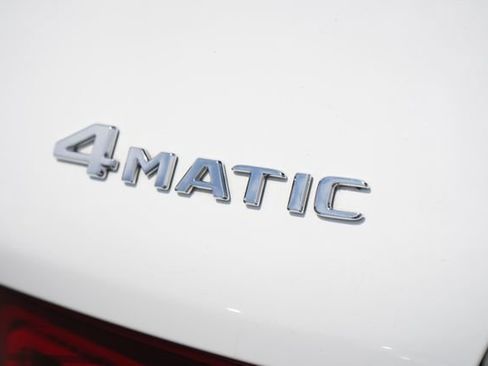 Used 2021 Mercedes-Benz GLC 300 4MATIC image 14