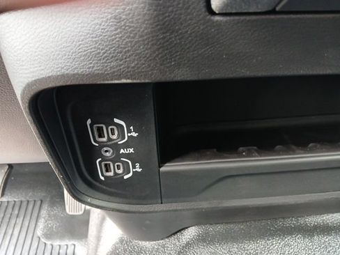 New 2026 RAM 5500 Tradesman w/ Chrome Appearance Group AWD/4WD image 25