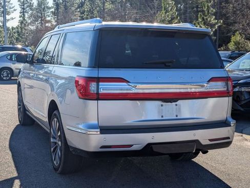 Used 2019 Lincoln Navigator L Select image 5